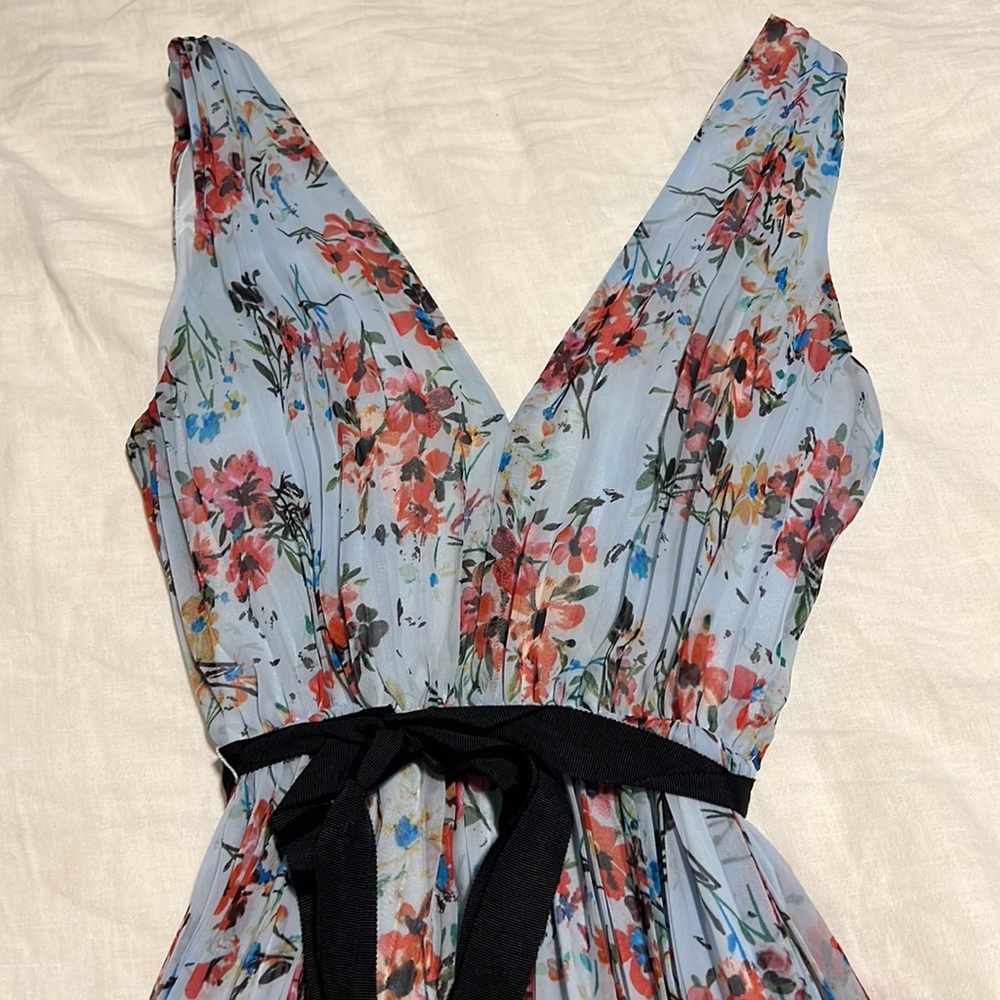 Likely blue floral pleated midi dress - Picture 4 of 6